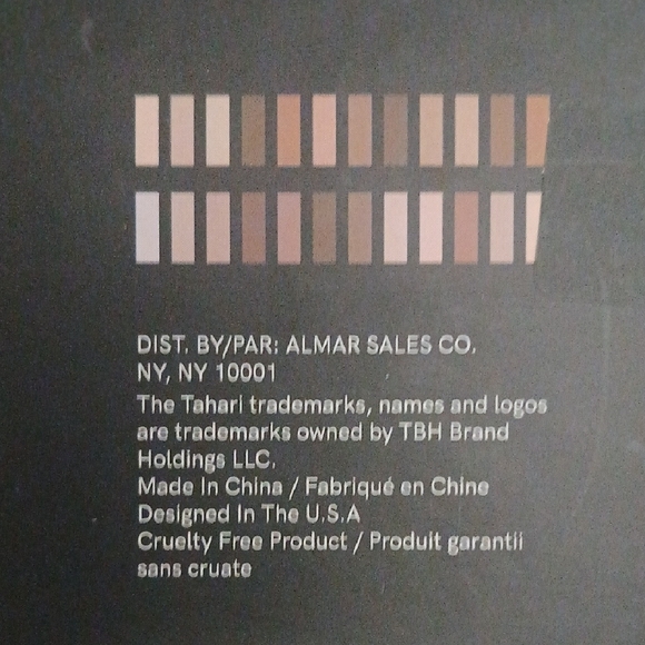 Tahari Beauty Au Naturale Palette in Black - Picture 4 of 4